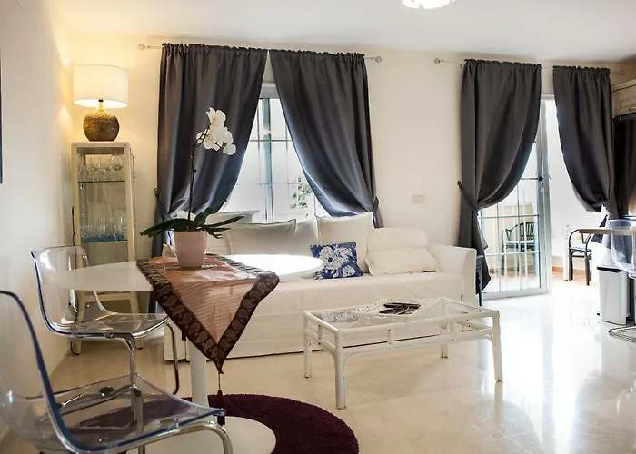 Duplex 2 Bedrooms For With Air Conditioner パルム・マール