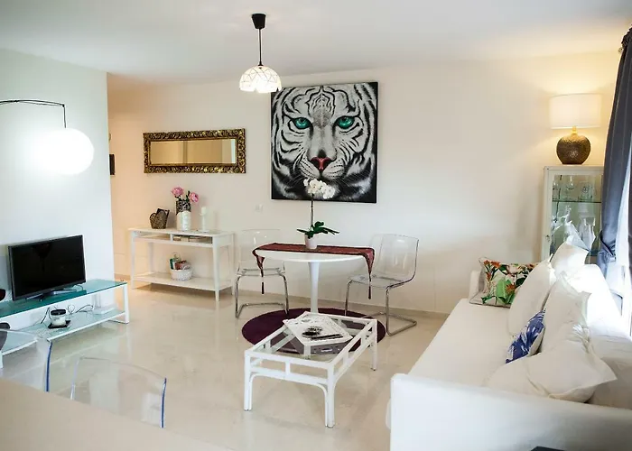 アパート Duplex 2 Bedrooms For With Air Conditioner パルム・マール