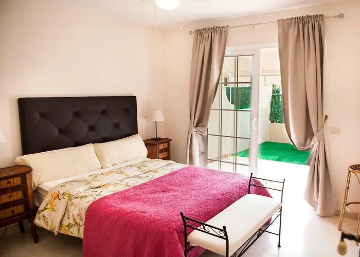 Duplex 2 Bedrooms For With Air Conditioner Lägenhet Palm-mar