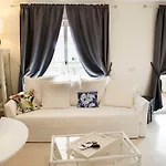 Apartment Duplex 2 Bedrooms For With Air Conditioner *